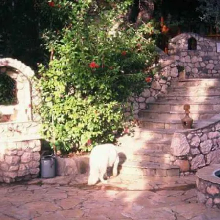Hotel Tlos Secret Garden *